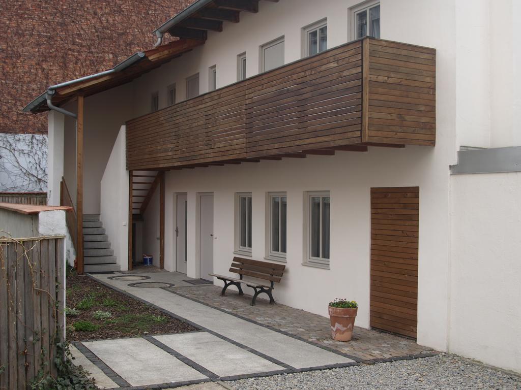 Gaestehaus In Der Gotthardtstrasse Erfurt Extérieur photo
